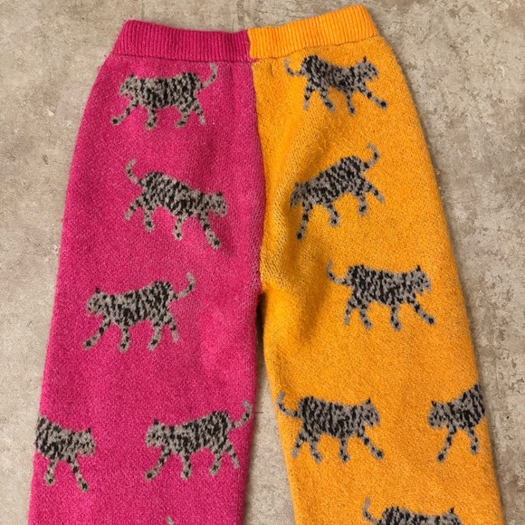 Talulah Tiger Color-block Pink and Orange Cardigan and Pants Knit Set - size M - Picture 8 of 9
